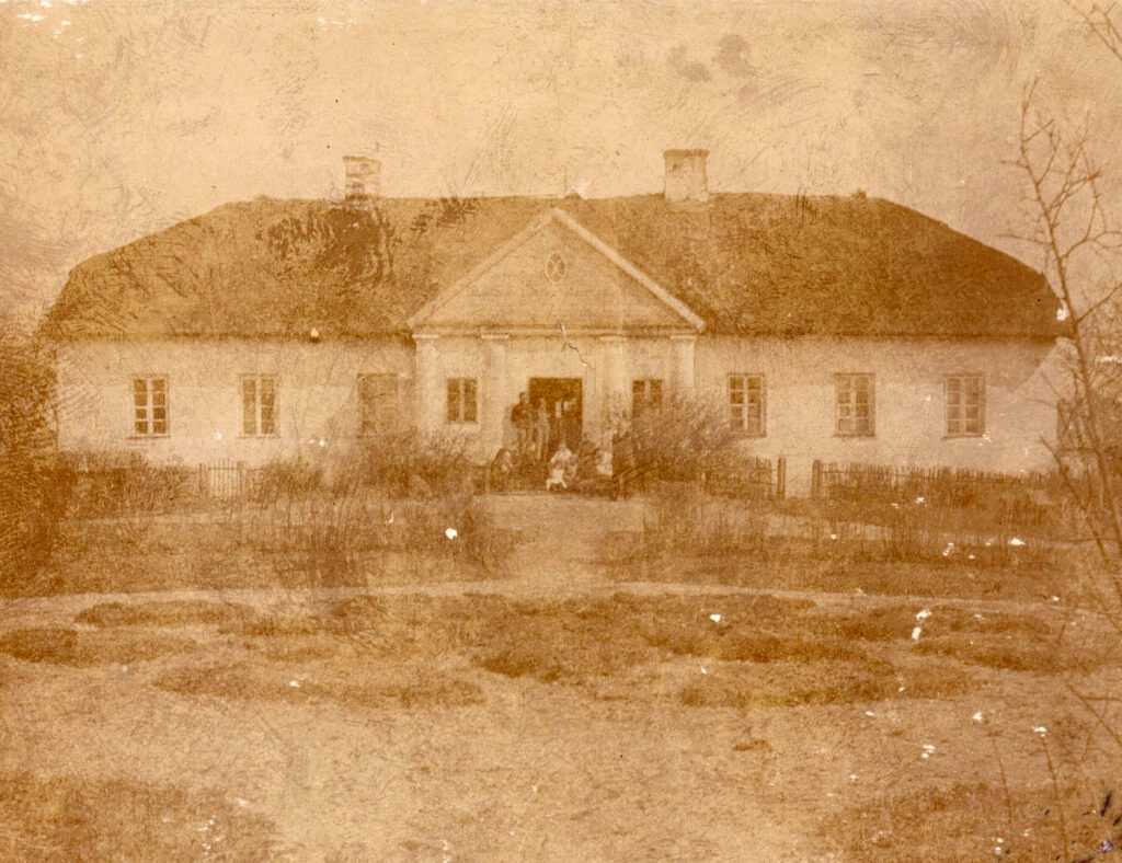 1920